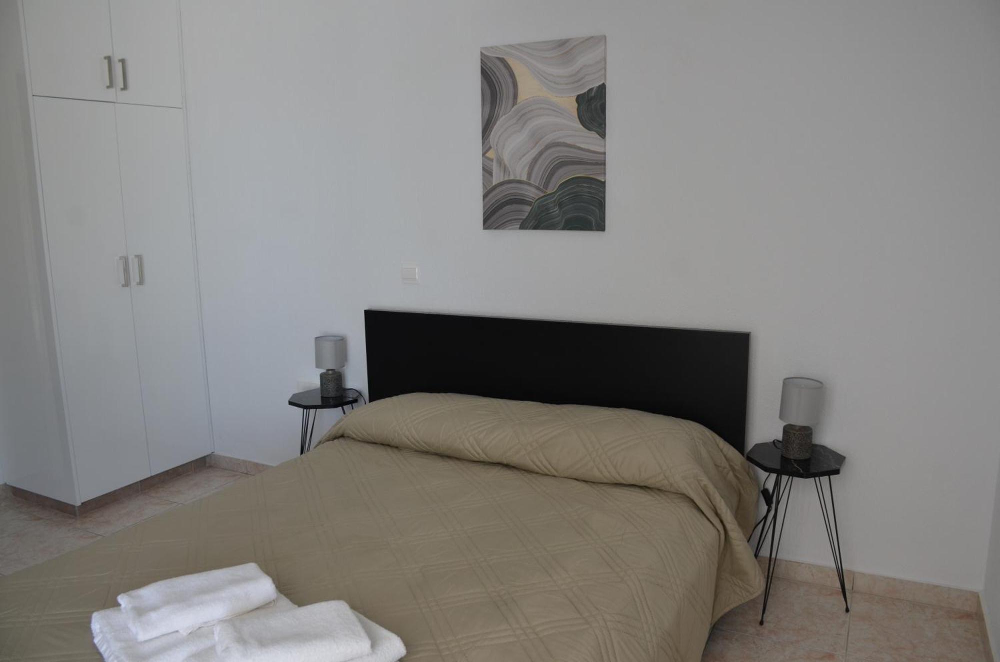 Paphos Laertis Apartments - By Imh Travel & Tours מראה חיצוני תמונה
