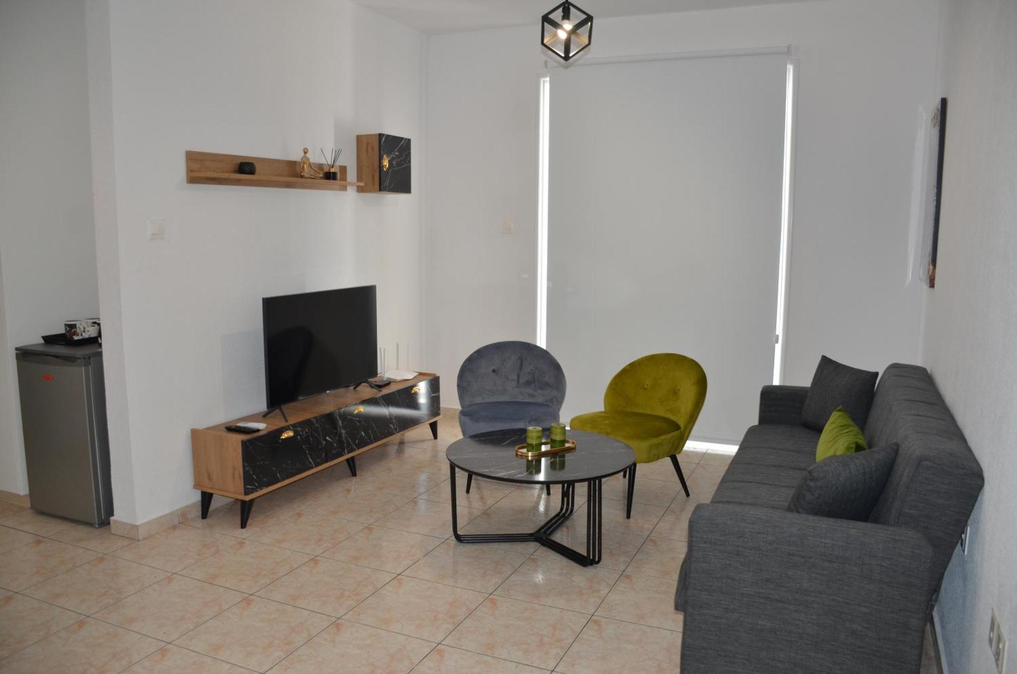 Paphos Laertis Apartments - By Imh Travel & Tours מראה חיצוני תמונה